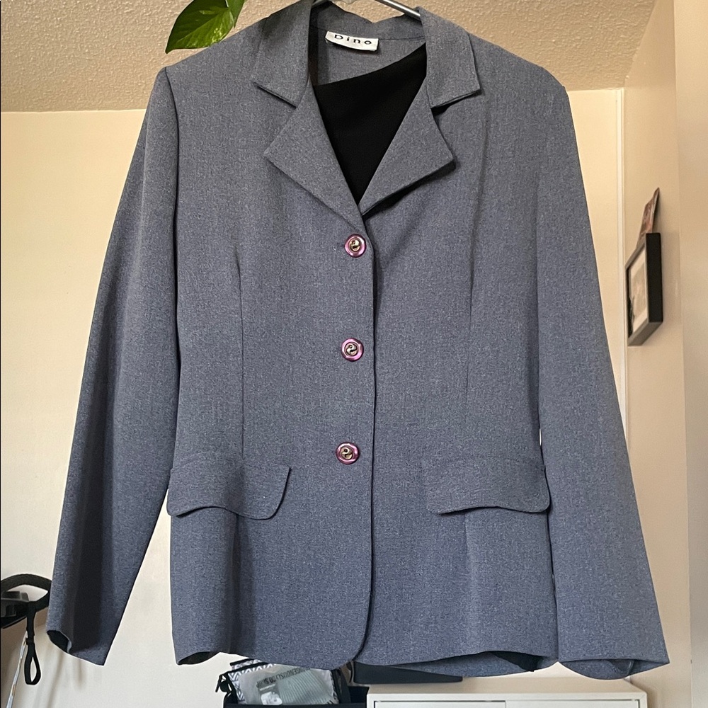 Elegant Gray Blazer with Purple Accents